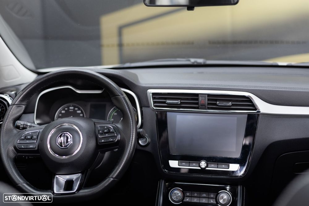 MG ZS EV 44.5 kWh Luxury - 25