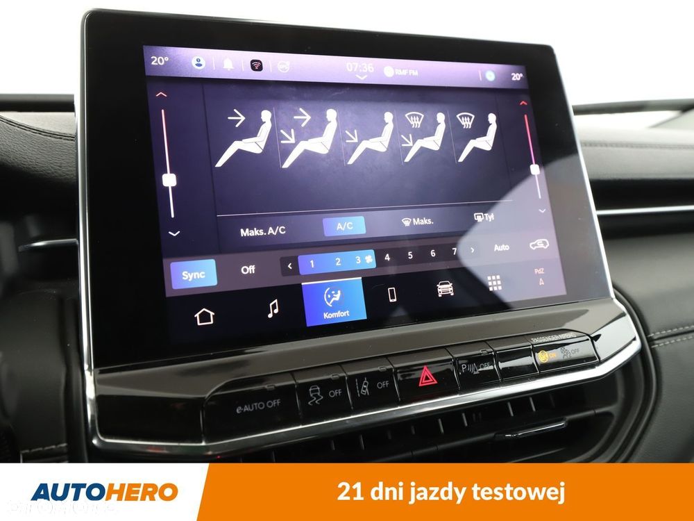Jeep Compass - 26
