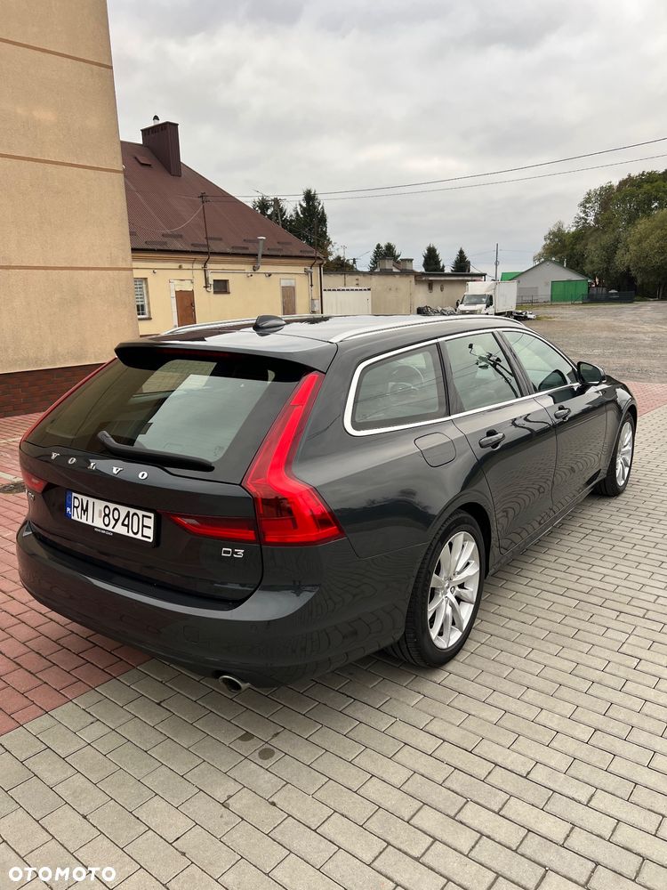 Volvo V90 D3 Geartronic Momentum - 10