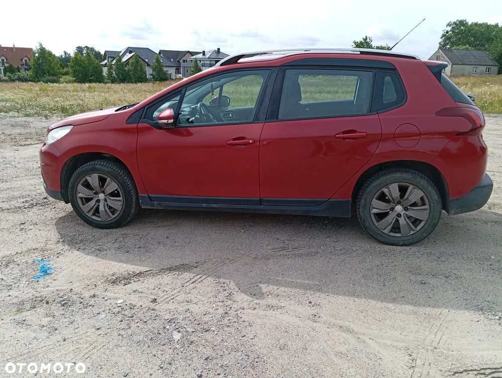 Peugeot 2008 1.2 Pure Tech Active EU6 - 8