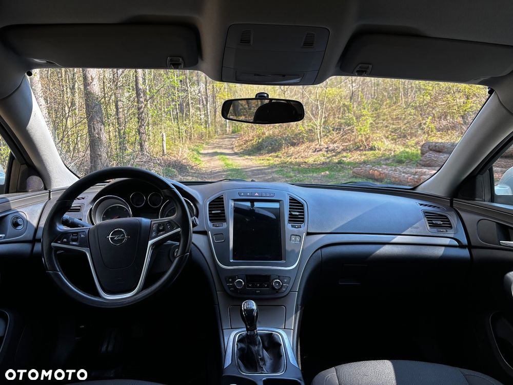 Opel Insignia 2.0 CDTI - 9