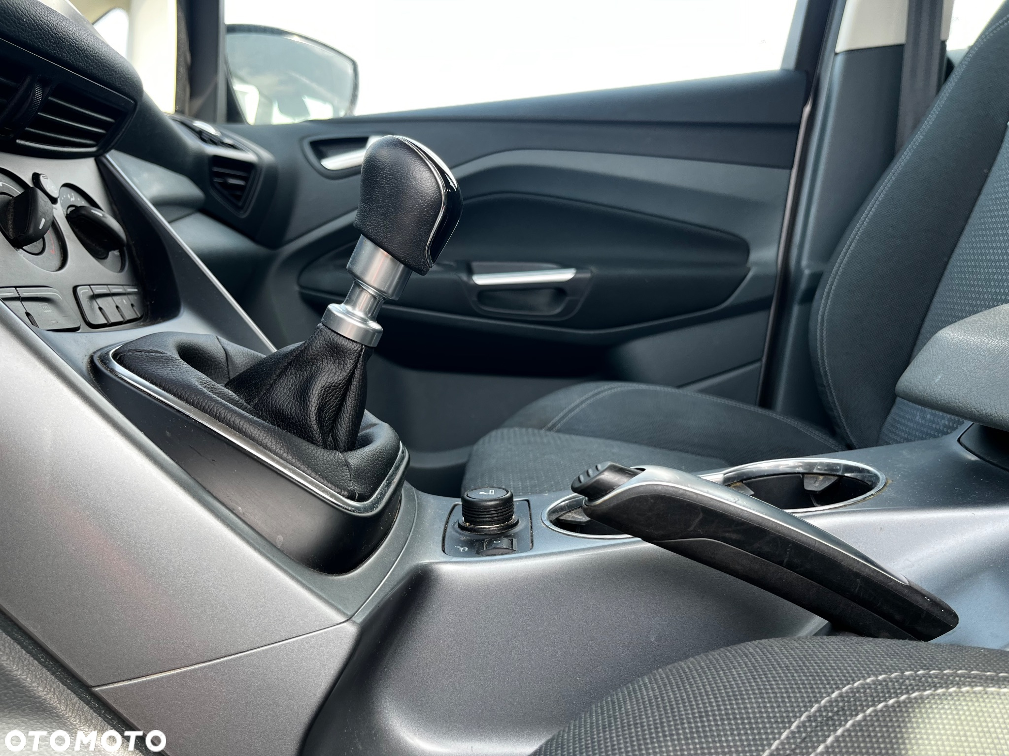 Ford C-MAX - 12