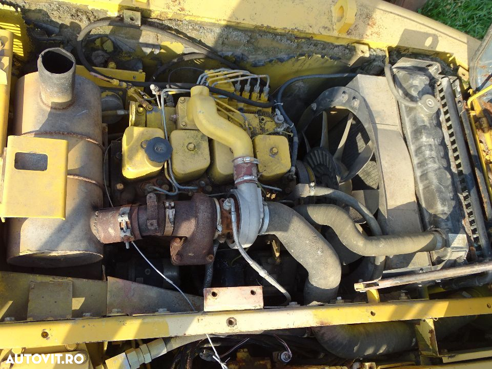 Motor Cummins pt. Komatsu PW 130 , Cummins in 4 cilindri - 2