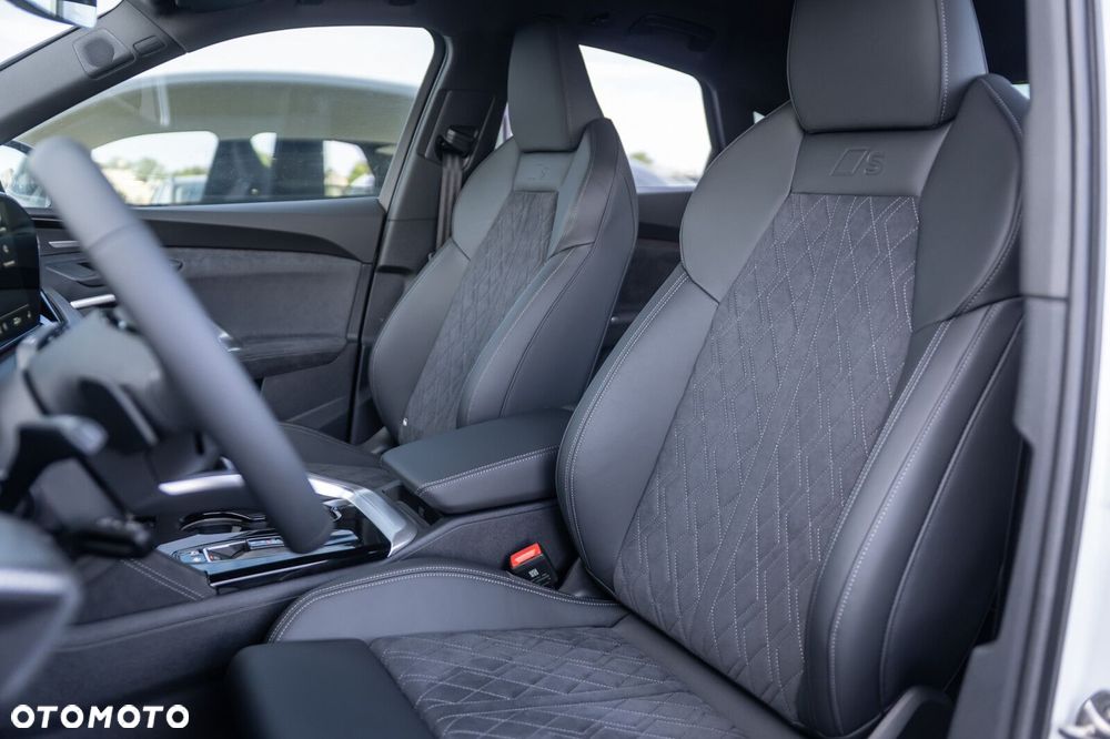 Audi Q5 Sportback - 13