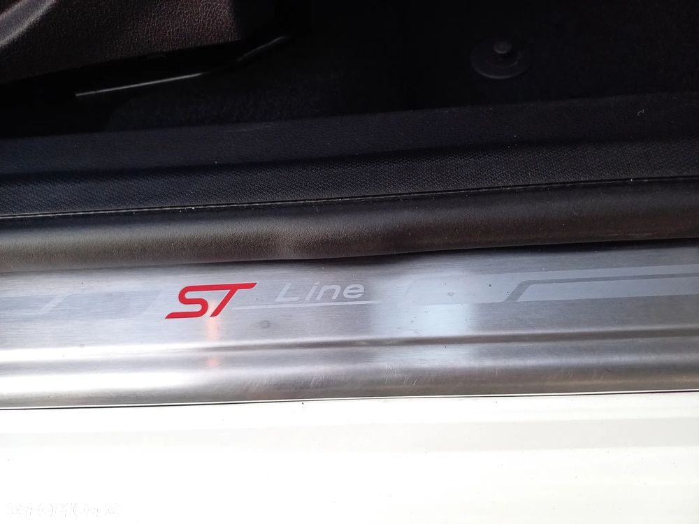 Ford Focus 1.0 EcoBoost ST-Line ASS - 38