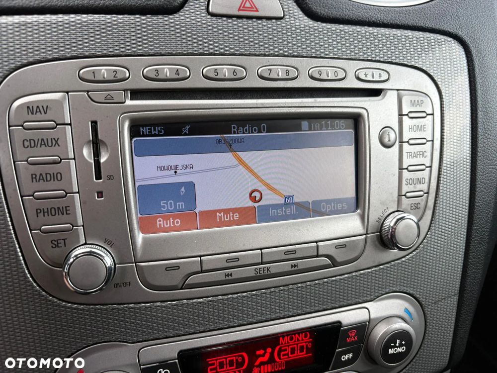 Ford Focus 1.8 FF Platinium X - 22