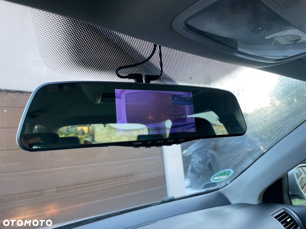 Volkswagen Golf - 18