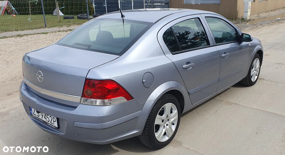 Opel Astra 1.6 - 3