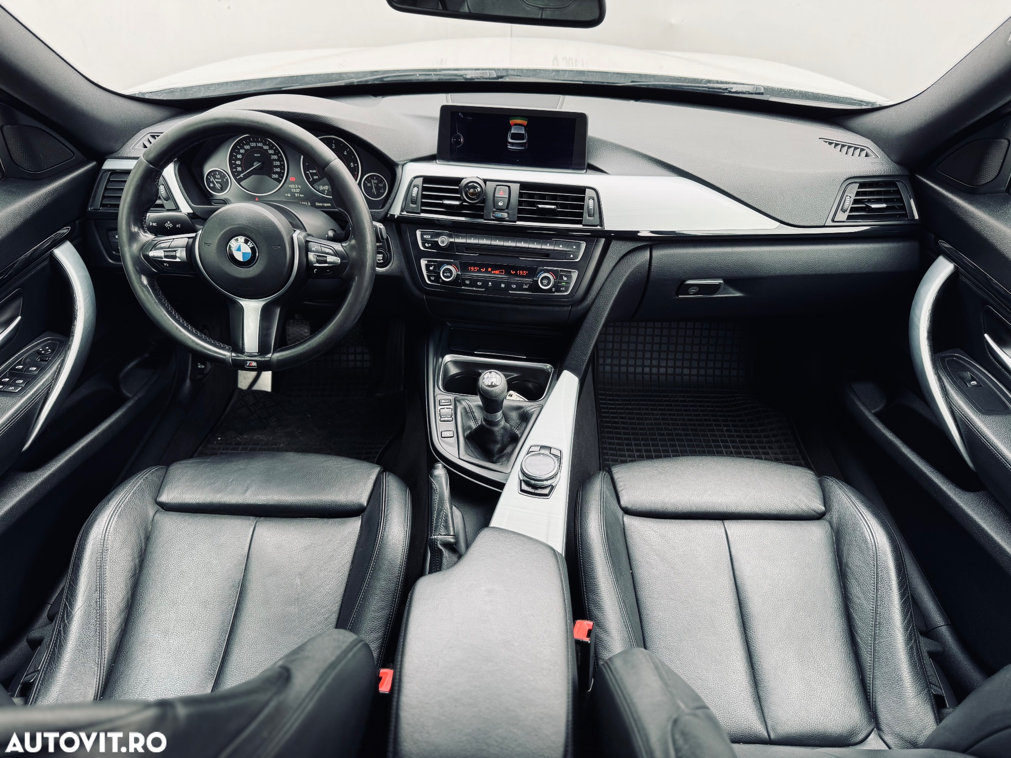 BMW Seria 3 320d xDrive - 7