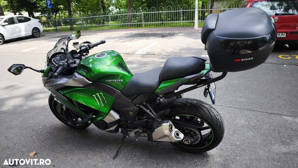 Kawasaki 1000SX - 6