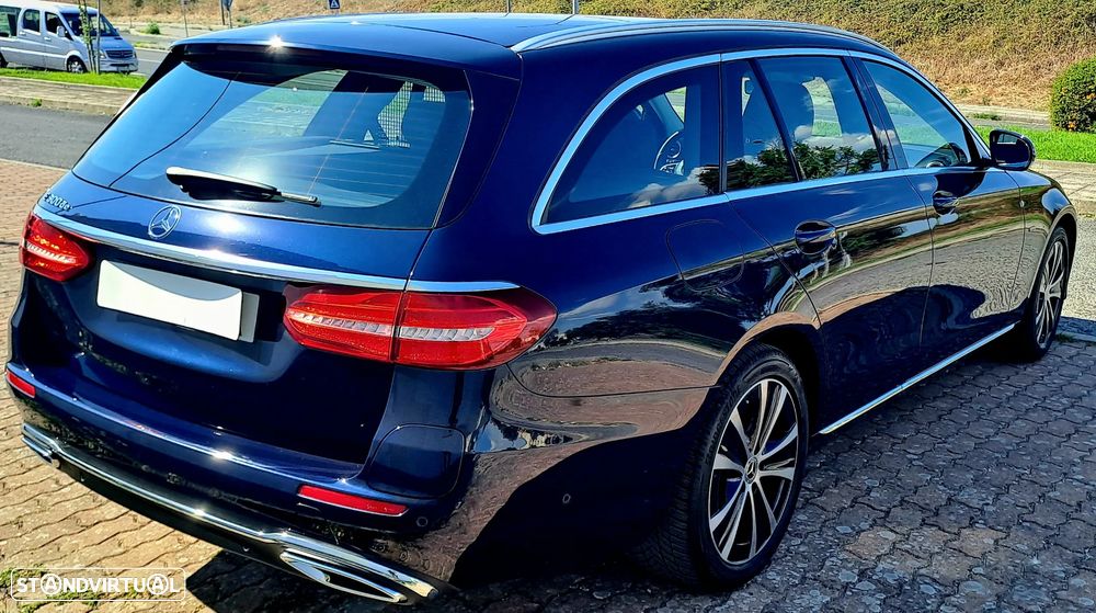 Mercedes-Benz E 300 Bluetec Hybrid Avantgarde - 13