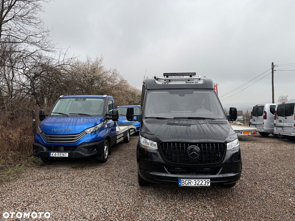 Mercedes-Benz Sprinter - 22