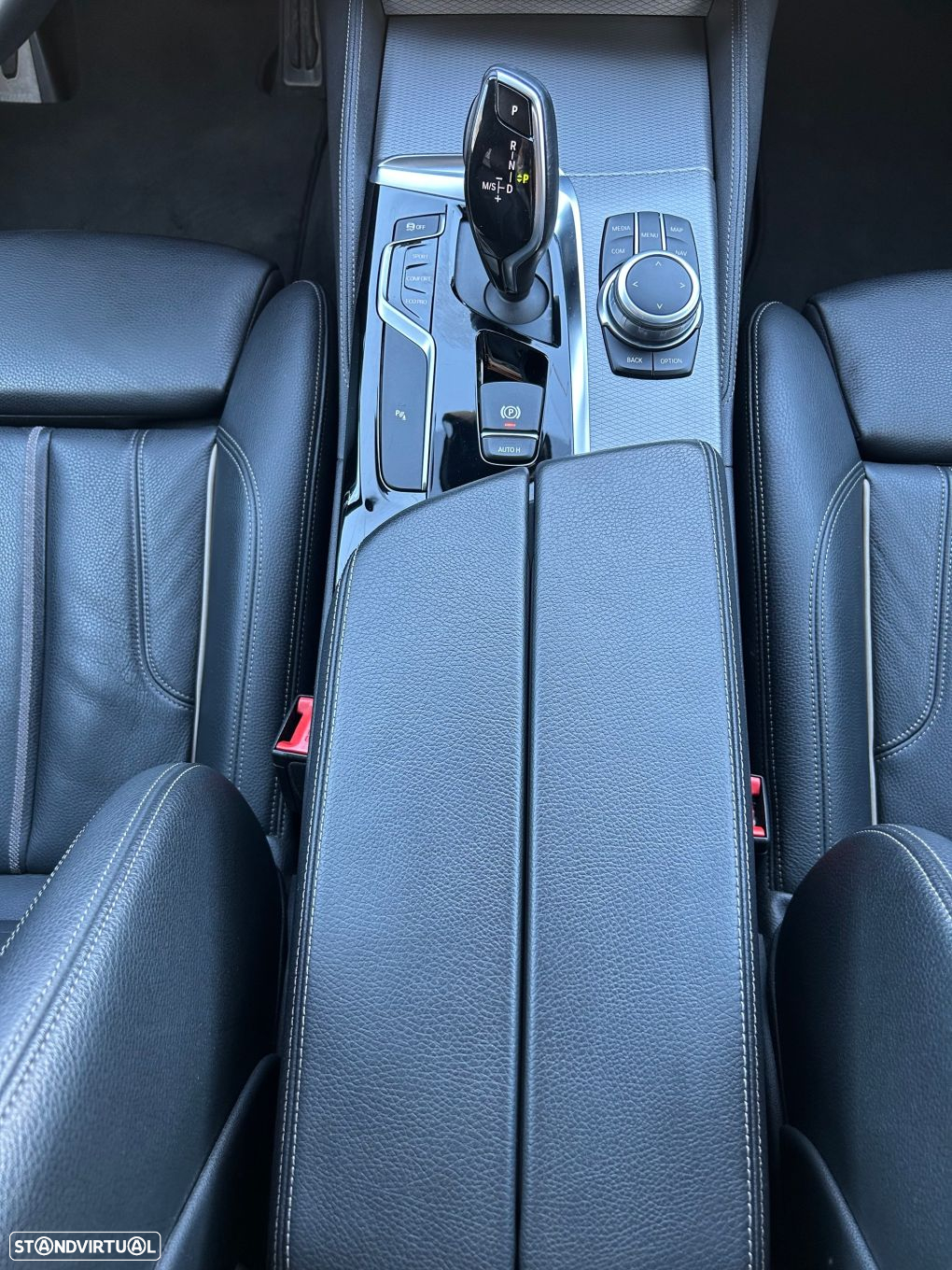 BMW 530 d Pack M Auto - 25