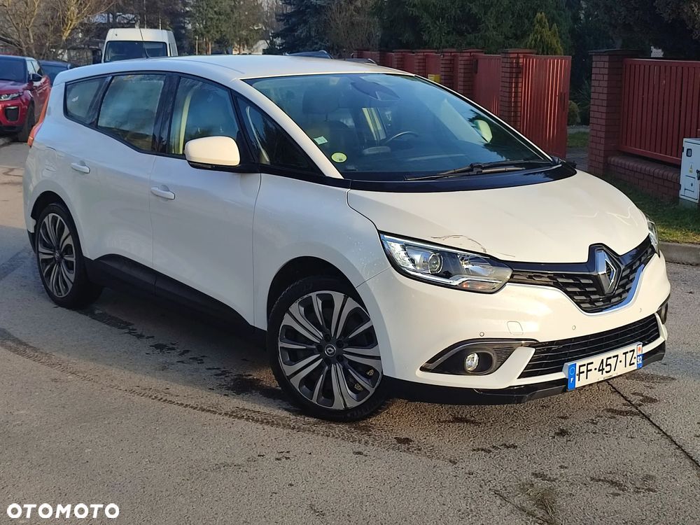 Renault Grand Scenic - 1