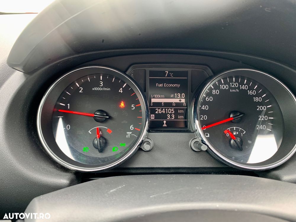 Nissan Qashqai 1.6 DCI DPF Start/Stop acenta - 10