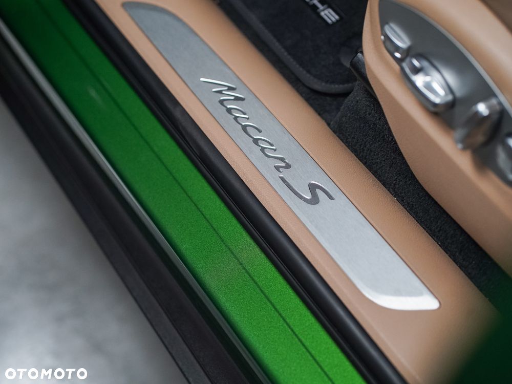 Porsche Macan S - 15