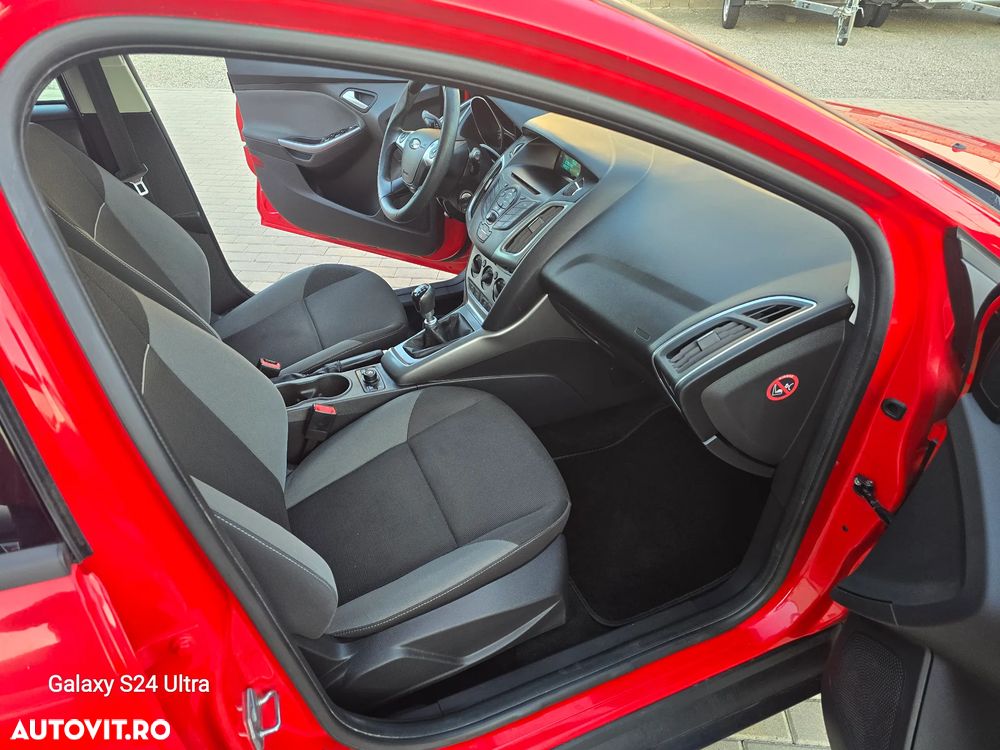 Ford Focus 1.6 EcoBoost Start Stop Trend - 9