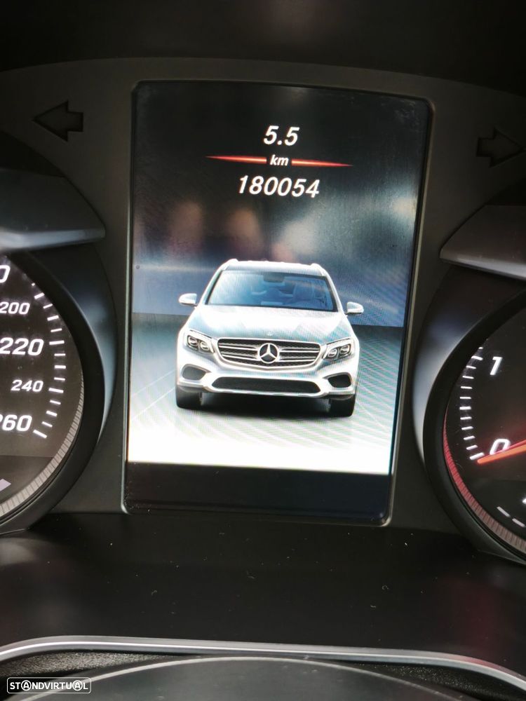 Mercedes-Benz GLC 250 d AMG Line 4-Matic - 16