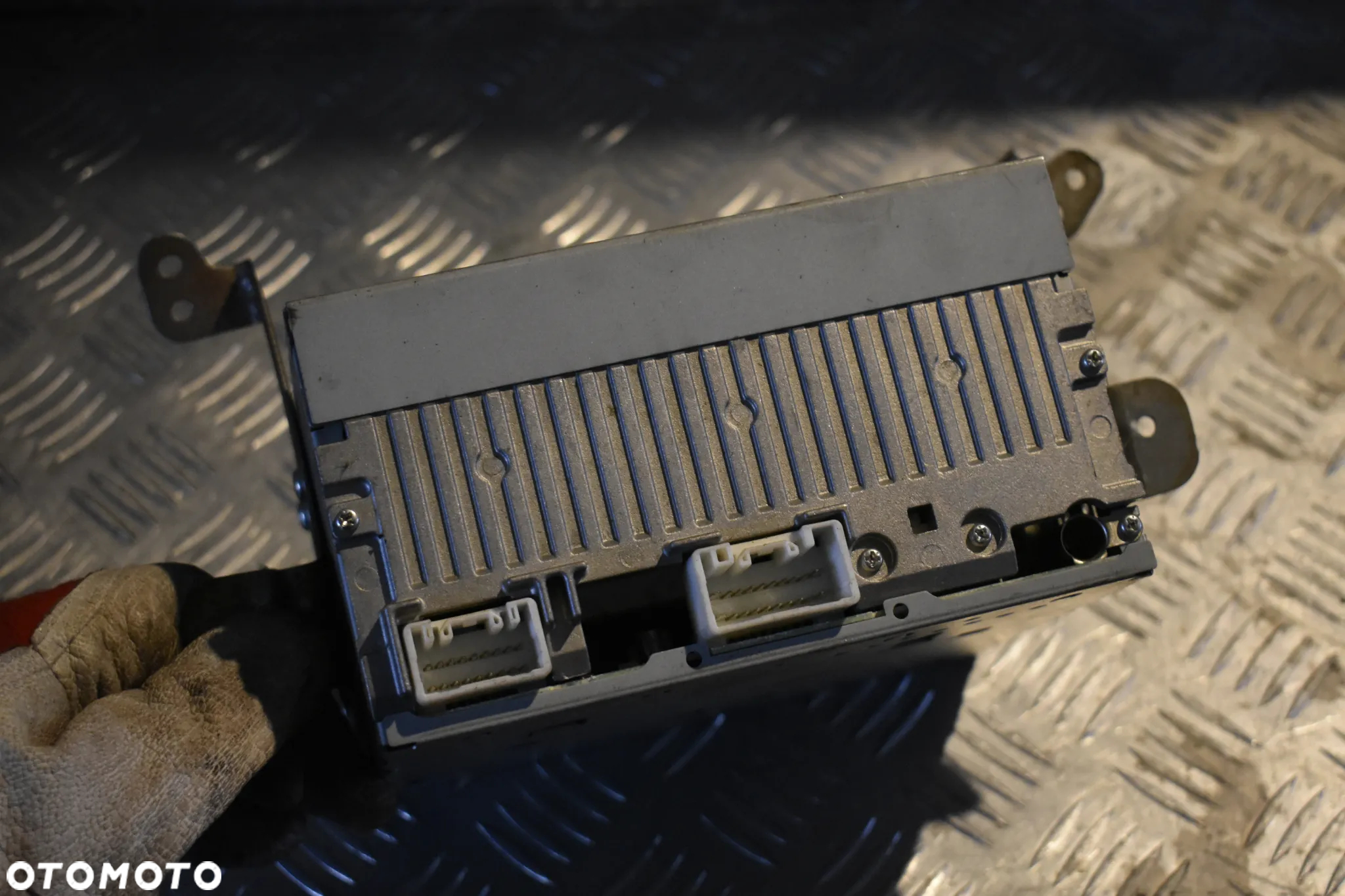RADIO FABRYCZNE MITSUBISHI OUTLANDER II 8701A215 - 4