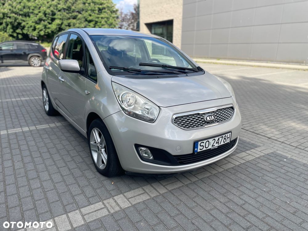 Kia Venga 1.6 L - 2
