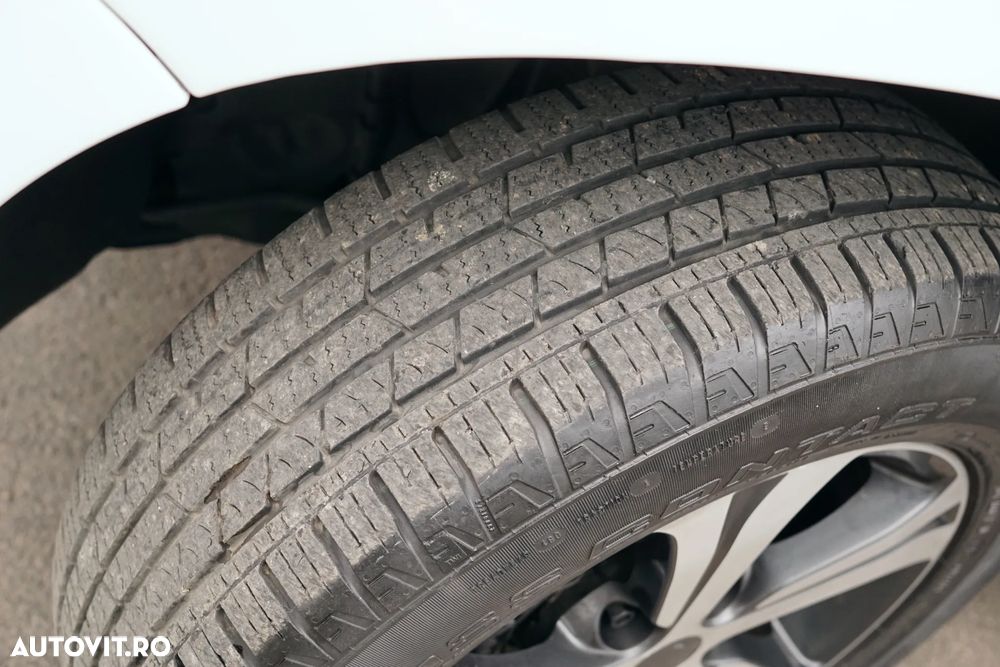 Dacia Duster dCi 110 FAP 4x4 Laureate - 7