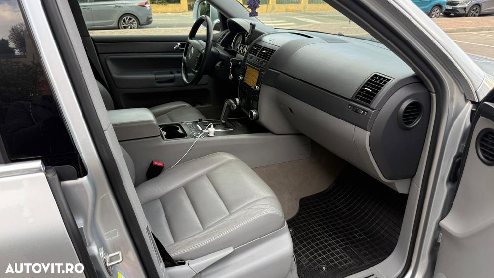 Volkswagen Touareg - 10