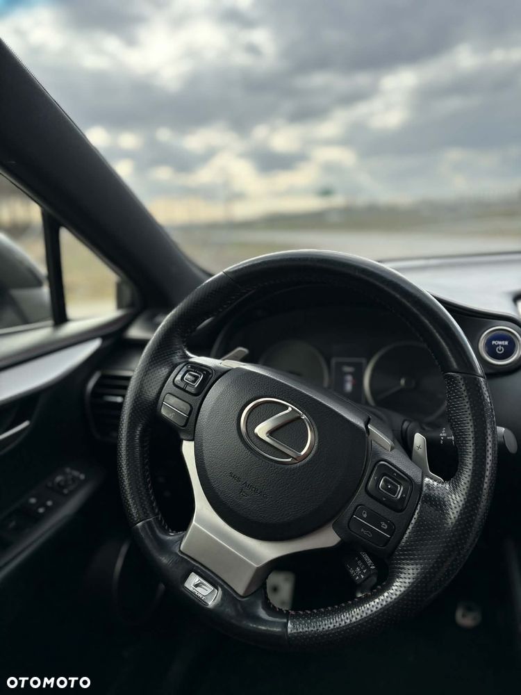 Lexus NX 300h F Sport AWD - 12