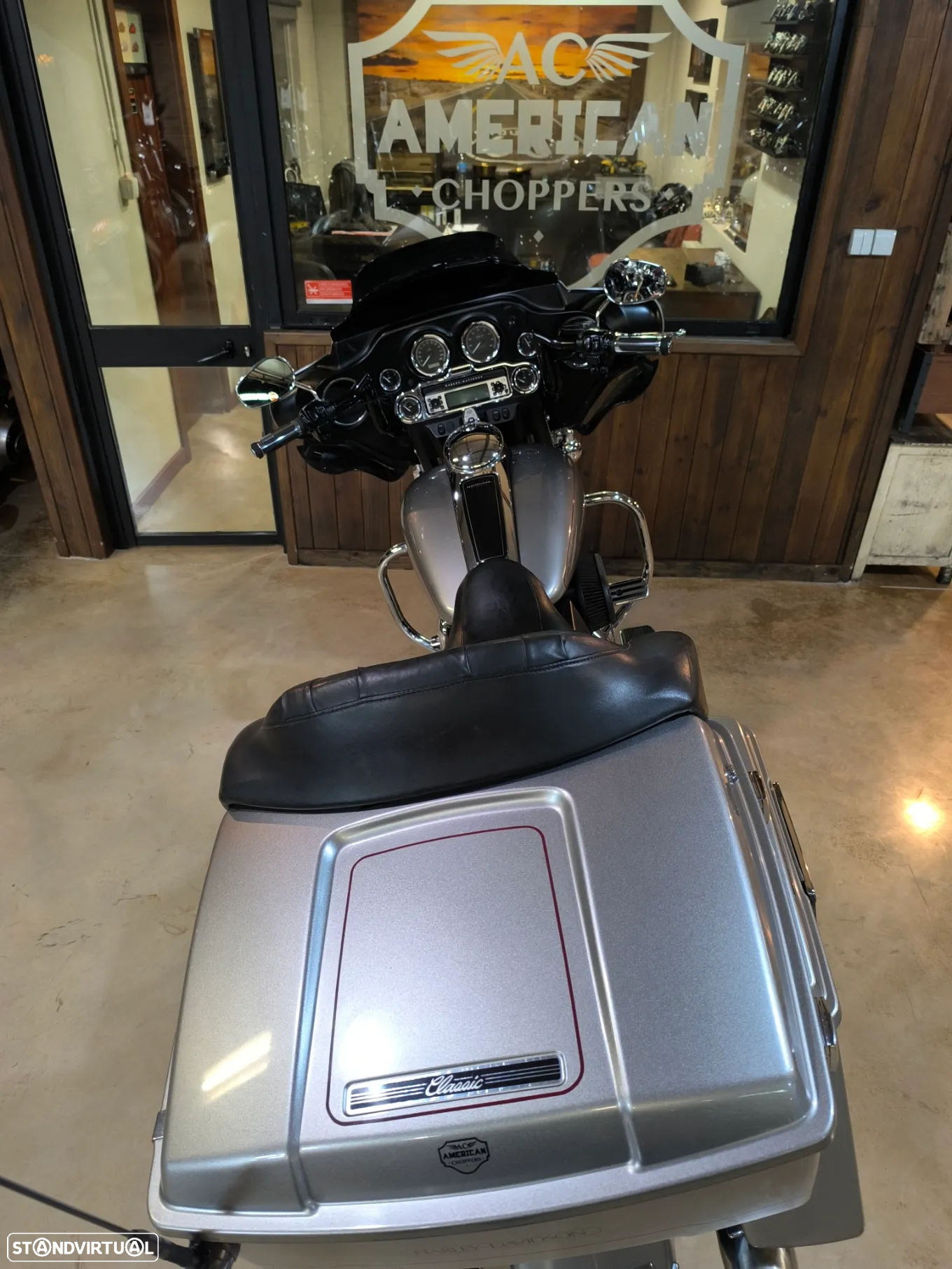 Harley-Davidson FLHTC ELECTRA GLIDE CLASSIC - 11