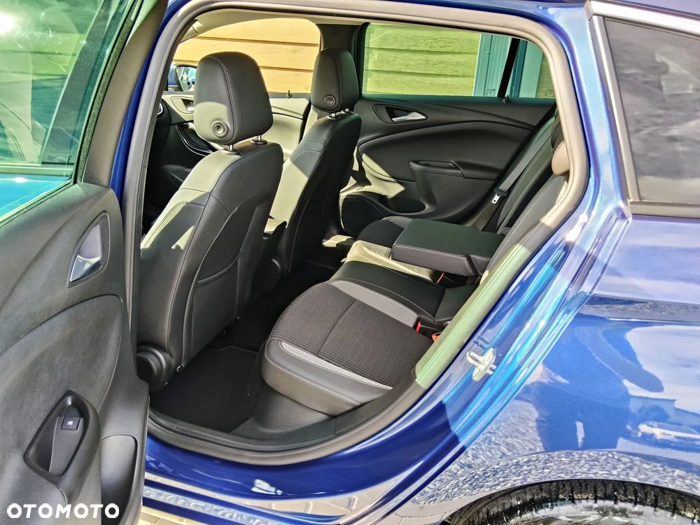 Opel Astra 1.2 Turbo Start/Stop Ultimate - 26