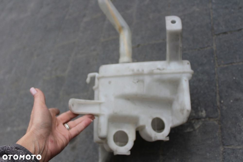 TOYOTA AURIS I ZBIORNICZEK PŁYNU SPRYSKIWACZY 85942-12010 - 2