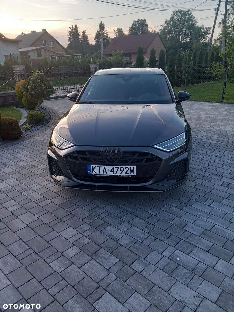 Audi A3 Sportback 35 TFSI S tronic S line - 2