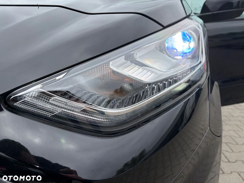 Ford Transit Connect - 23