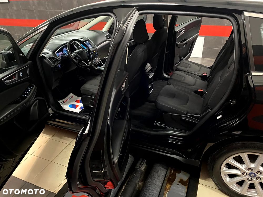 Ford S-Max 2.0 TDCi Titanium - 18