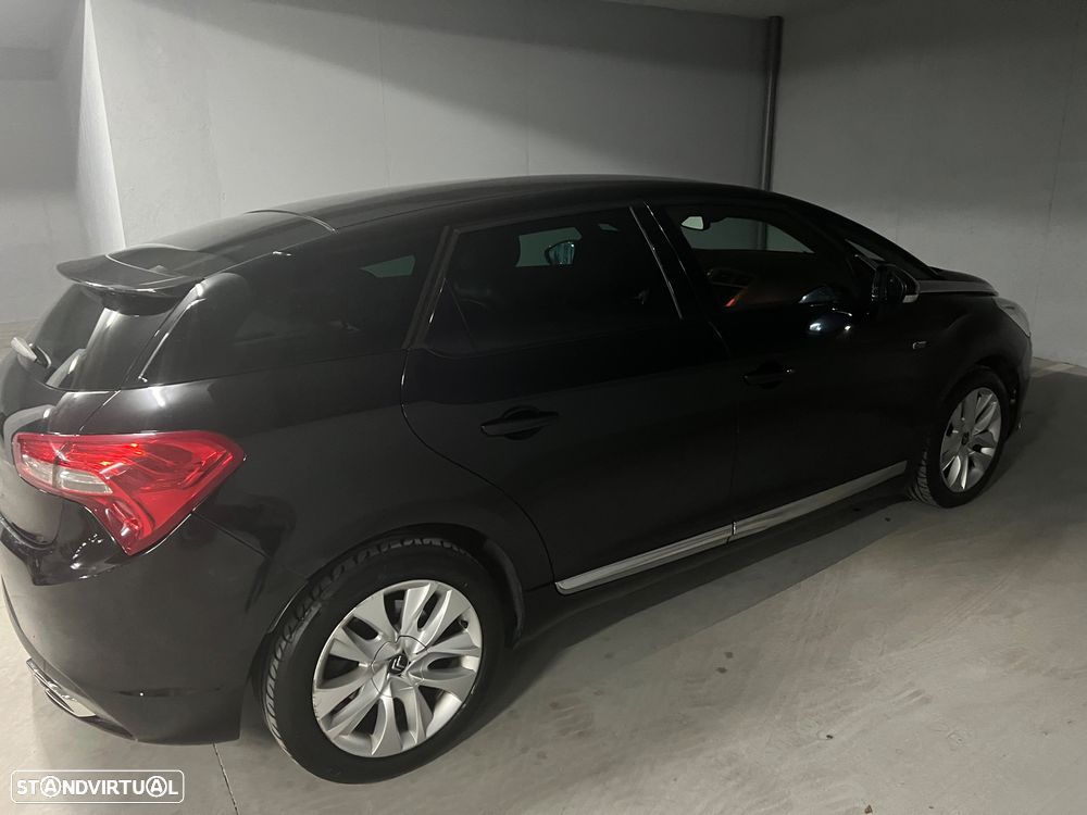 Citroën DS5 2.0 HDi Hybrid4 So Chic CMP6 - 2