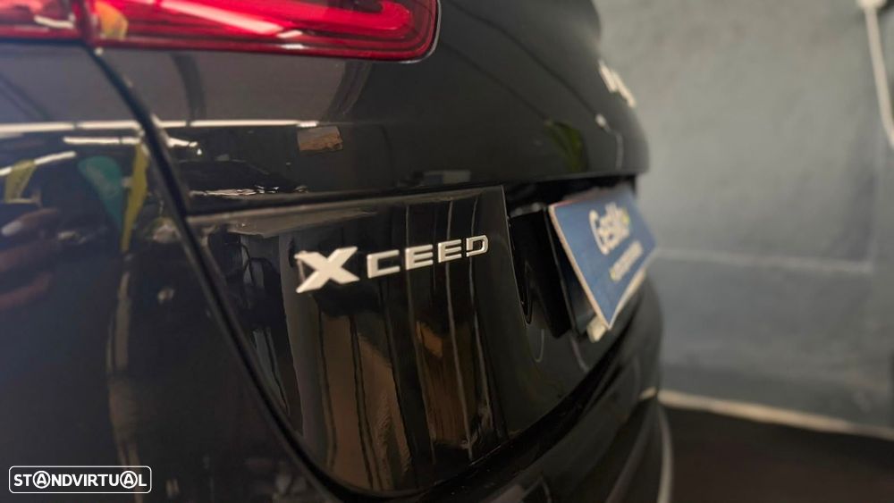 Kia XCeed 1.6 GDi PHEV Drive - 11