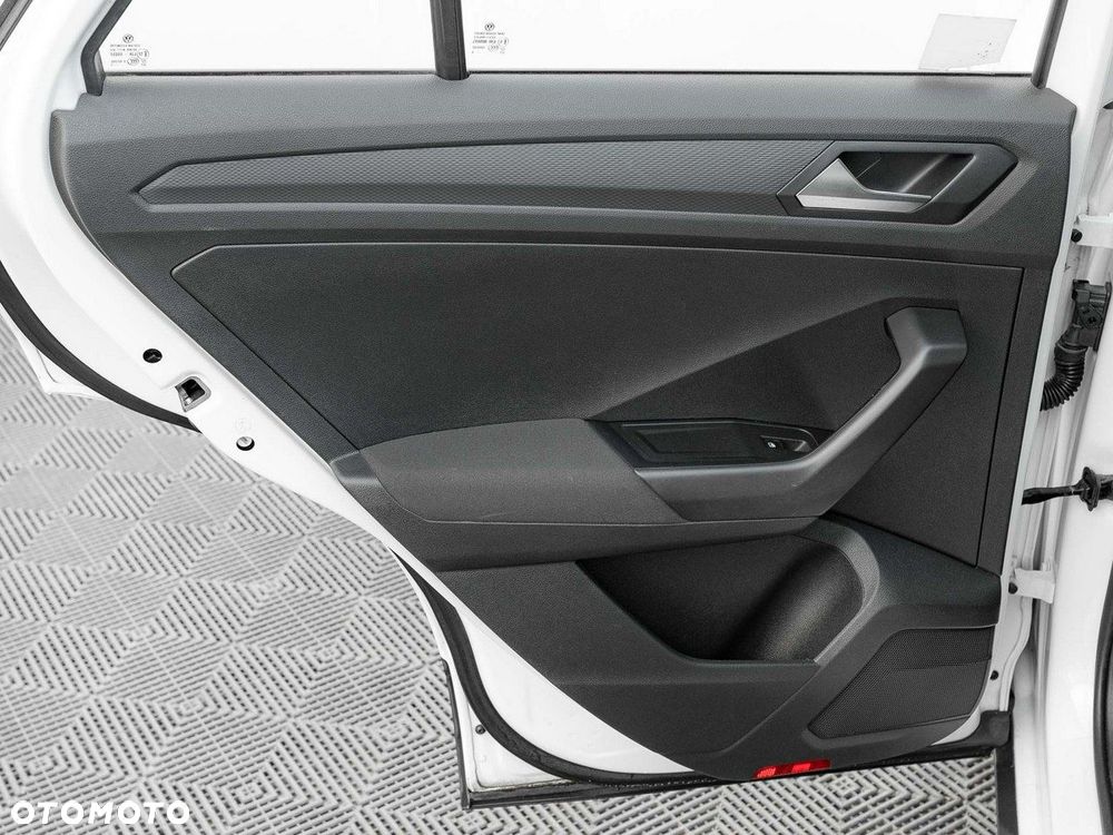 Volkswagen T-Roc 1.5 TSI Life - 21