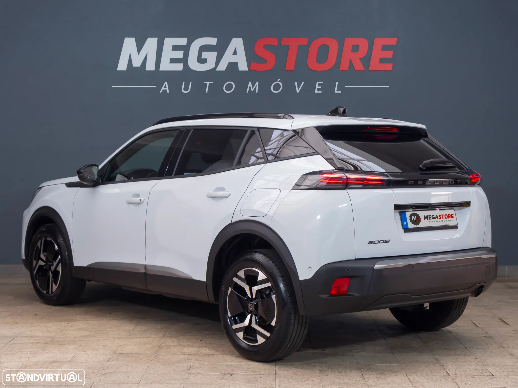 Peugeot 2008 1.2 PureTech Allure - 5