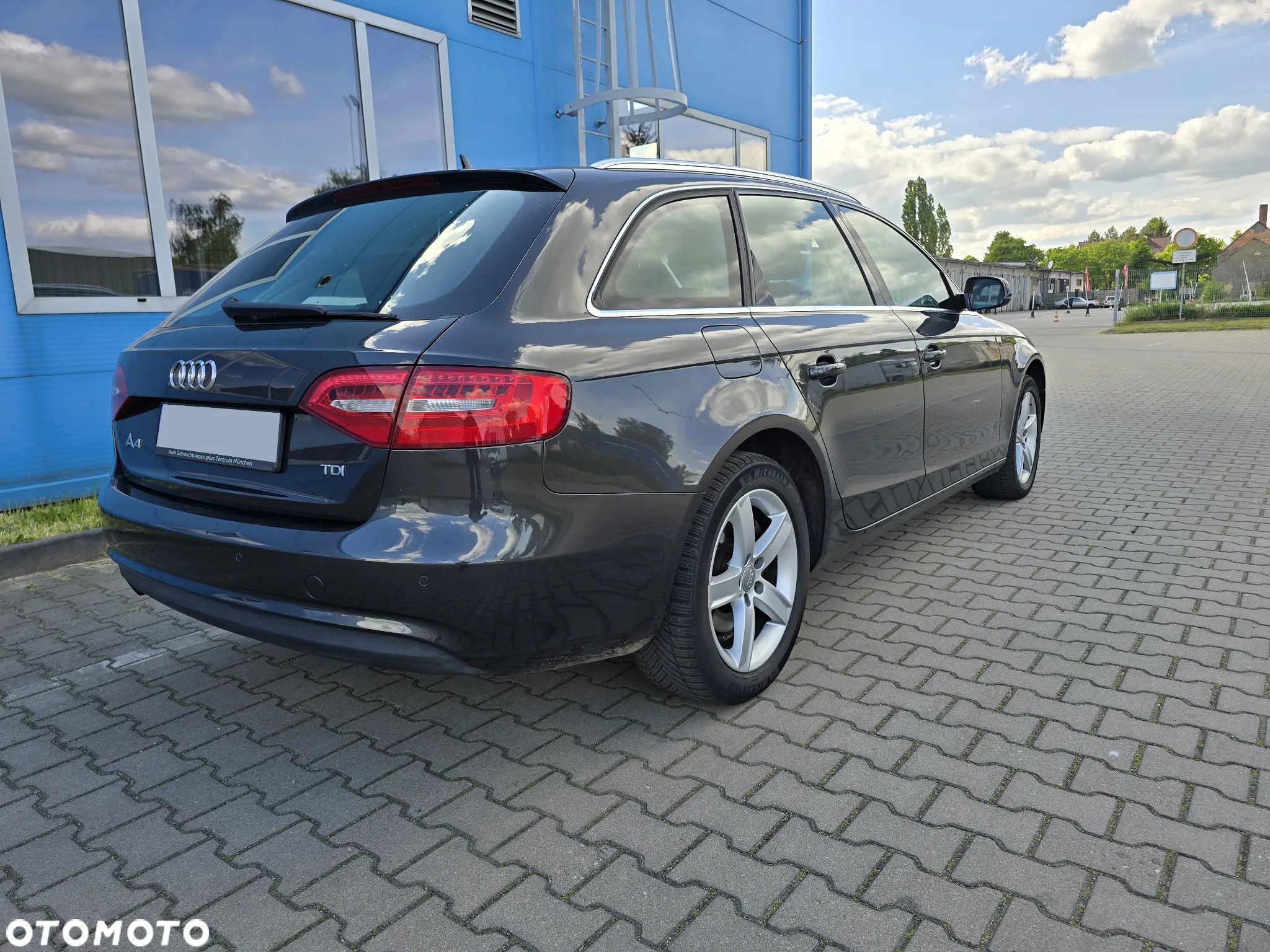 Audi A4 Avant 2.0 TDI DPF Ambition - 2