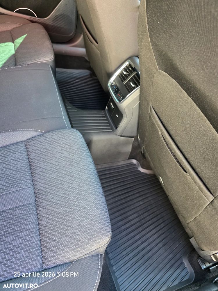 Skoda Octavia 2.0 TDI DSG Style - 7