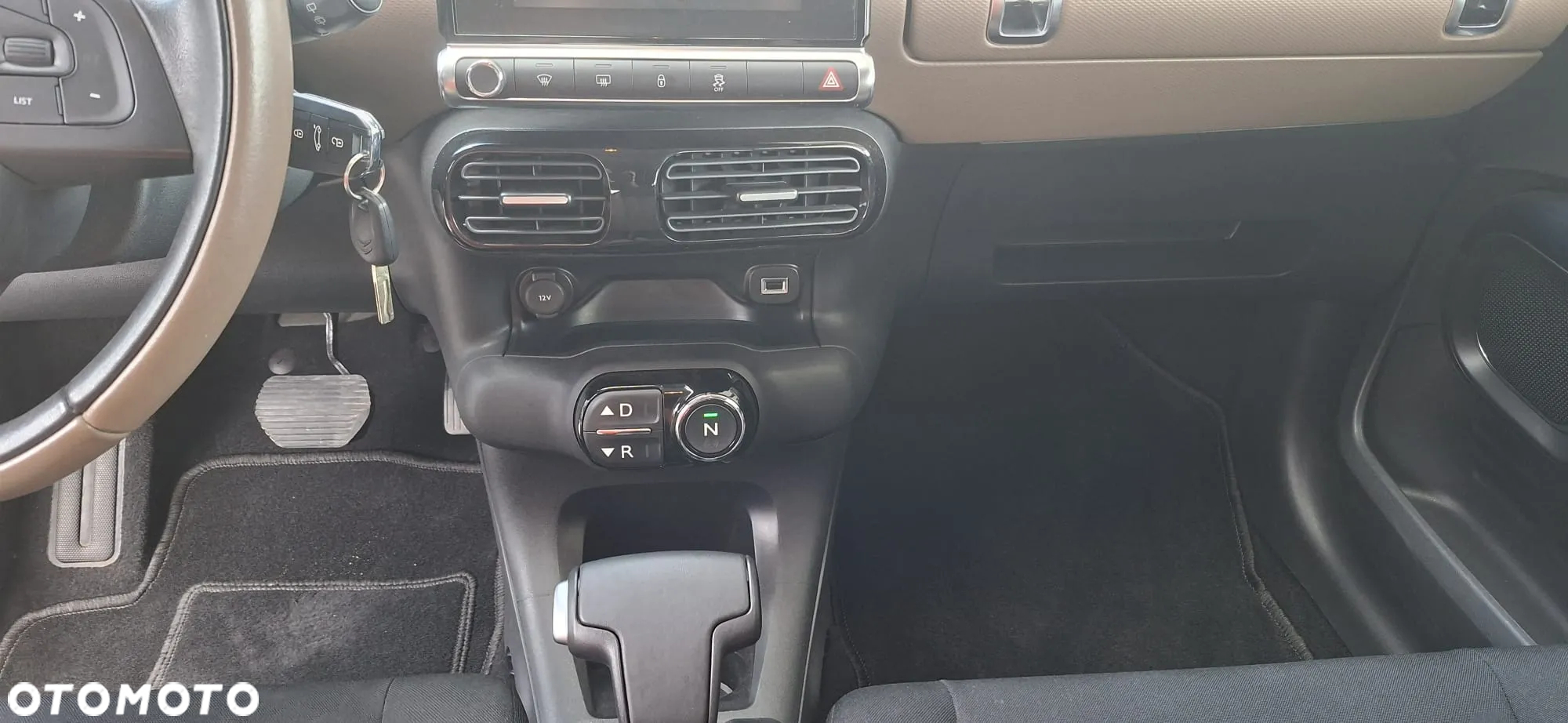 Citroën C4 Cactus BlueHDi 100 Stop&Start ETG6 Business Class - 15