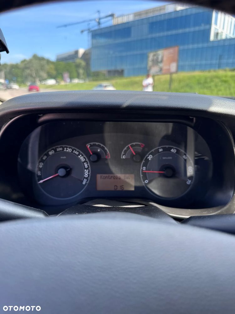 Fiat Linea 1.4 Active - 9