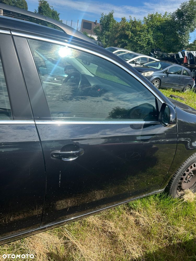 Drzwi prawe przód VW Golf V kombi, Jetta LC9X