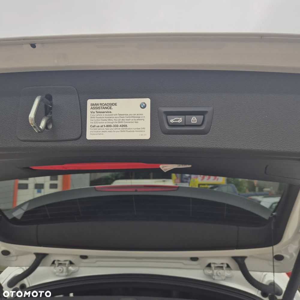 BMW X1 xDrive25i xLine - 8