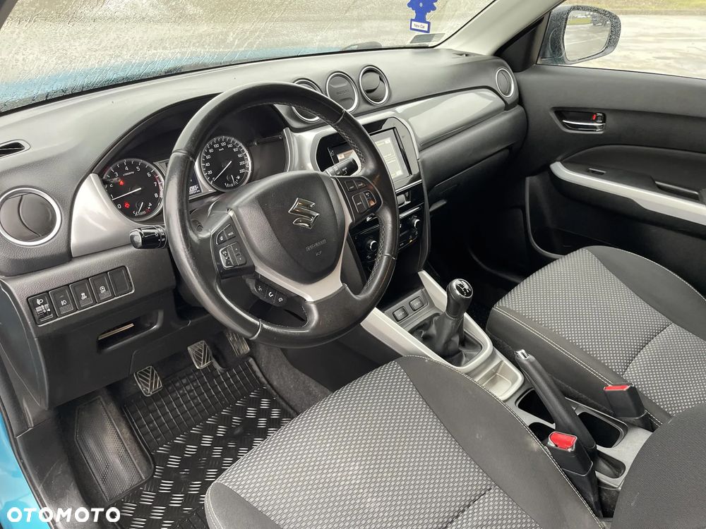 Suzuki Vitara 1.6 Premium 4WD - 9