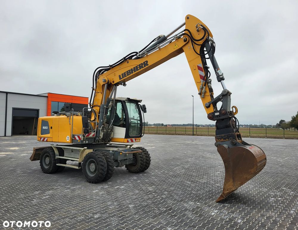 Liebherr A920 / z Niemiec / Powertilt / Stan idealny /