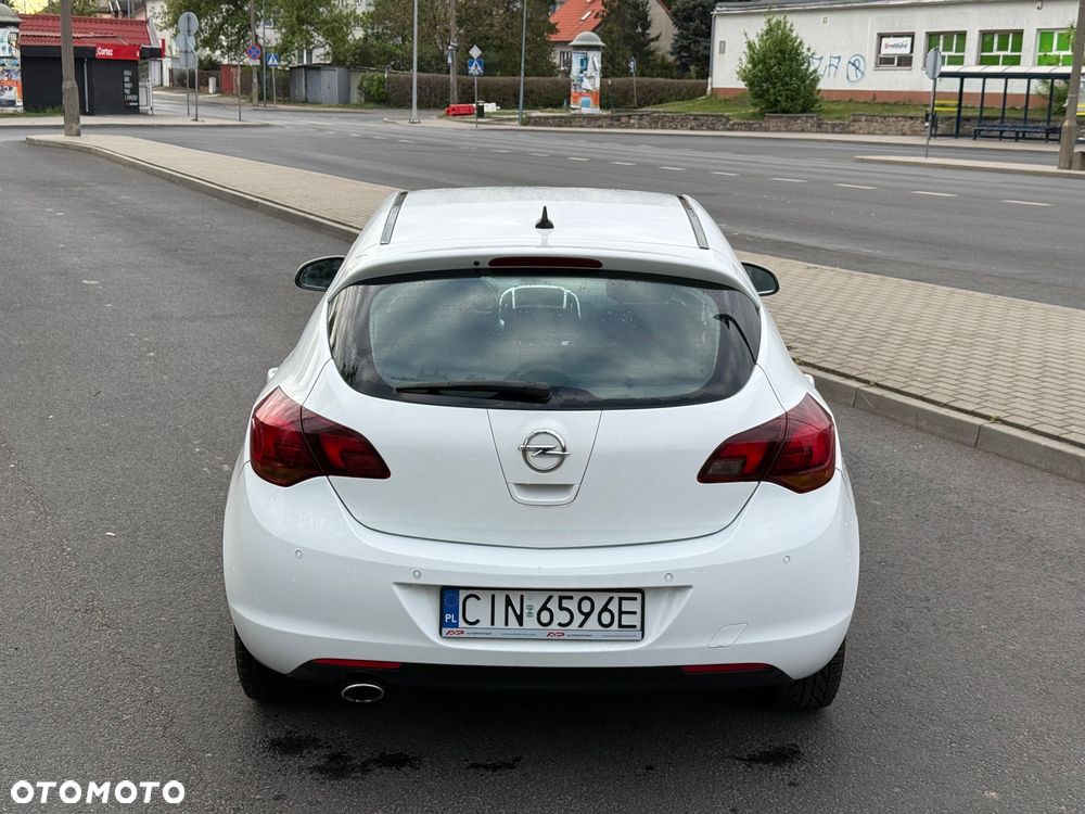 Opel Astra 2.0 CDTI Cosmo - 6