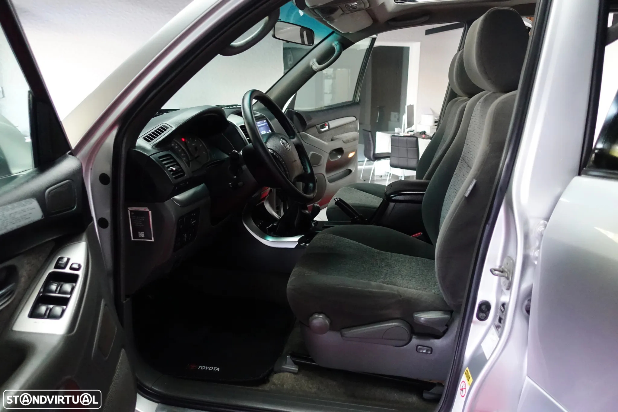 Toyota Land Cruiser 3.0 D-4D Std TA - 29