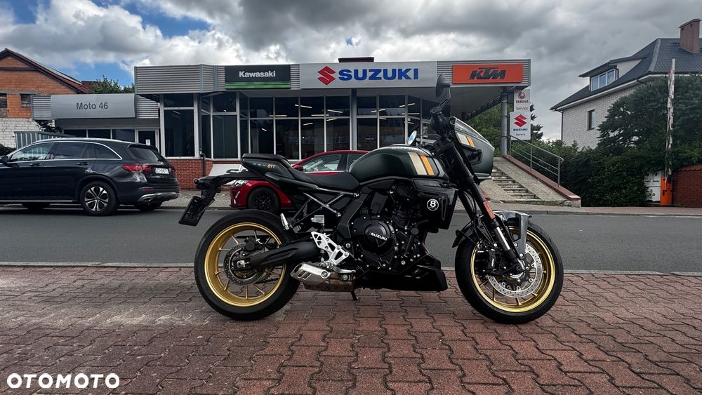 Suzuki GSX - 2