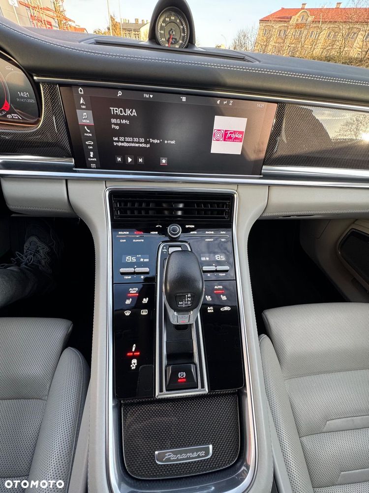 Porsche Panamera Turbo - 13