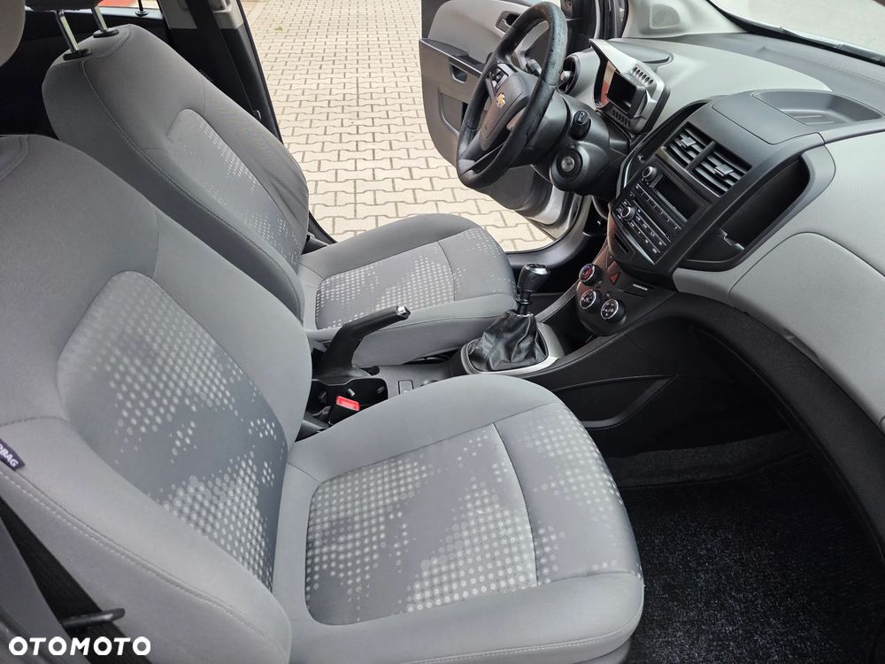 Chevrolet Aveo 1.2 LS - 8